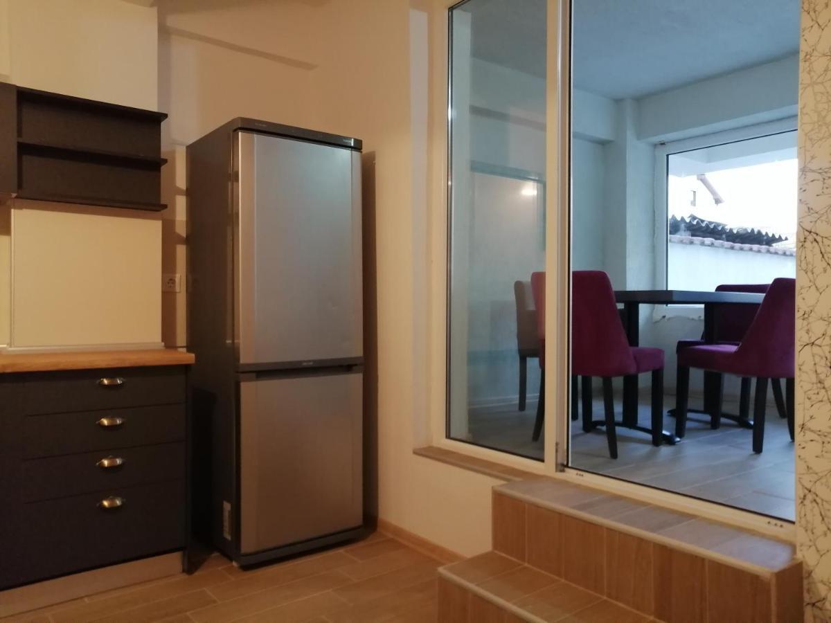 Hostel Denica Скоп'є Екстер'єр фото